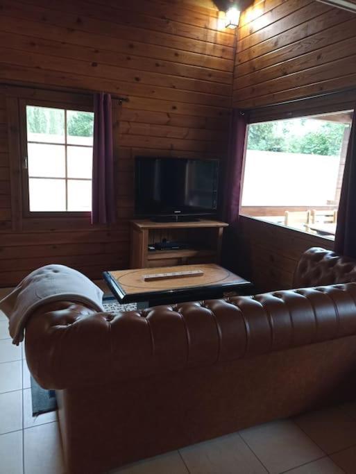 Chalet A La Campagne Bury  Exteriér fotografie